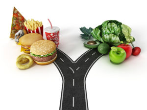 Route vers le choix de l'alimentation saine ou du fast food